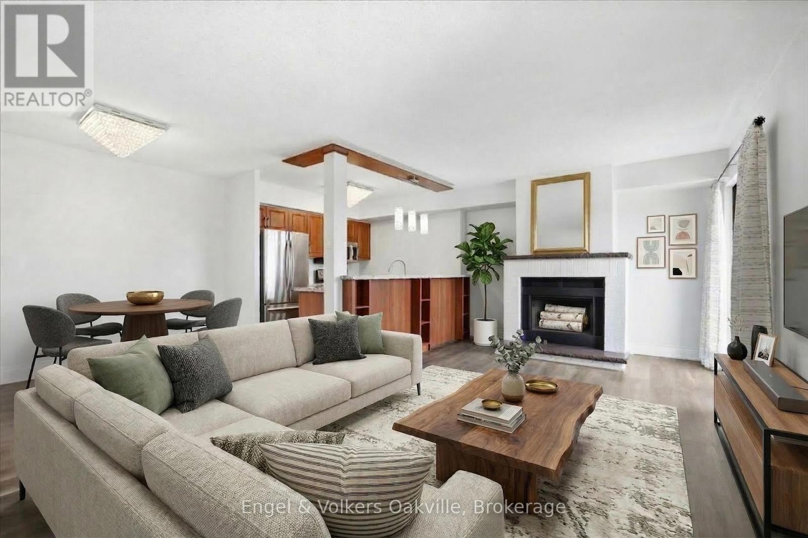 625 - 1000 Cedarglen Gate, Mississauga, Ontario  L5C 3Z5 - Photo 3 - W14094494