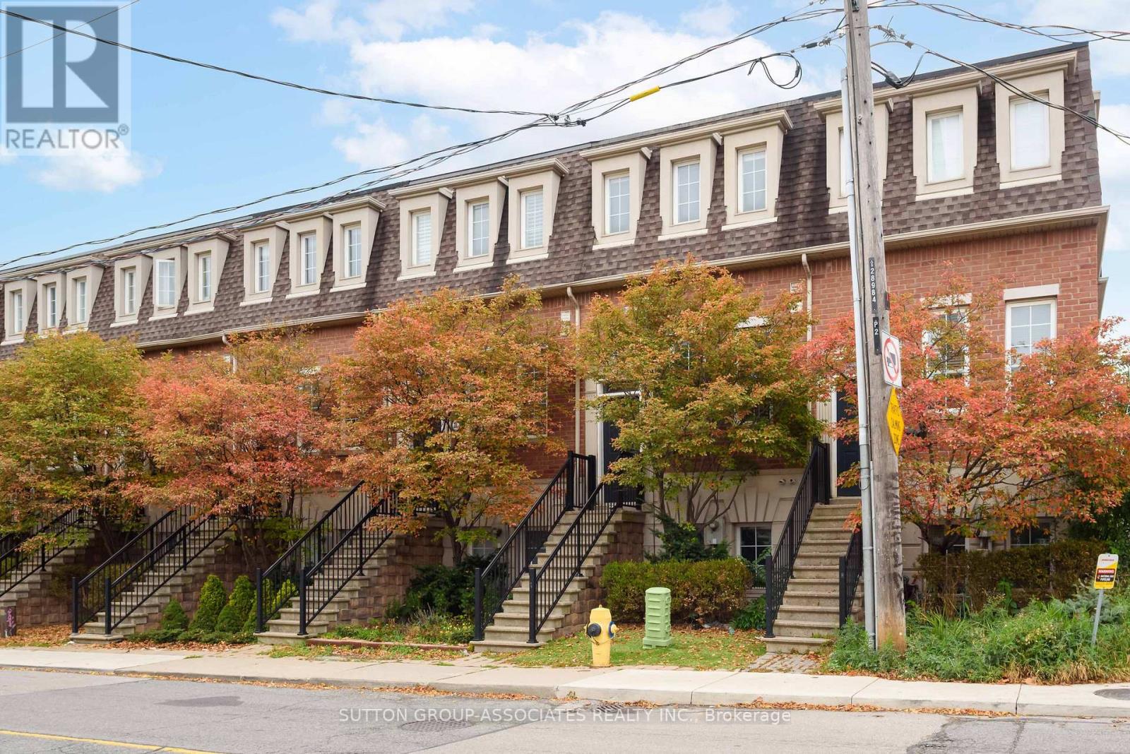2b Alcina Avenue, Toronto, Ontario  M6G 2E8 - Photo 1 - C14094394