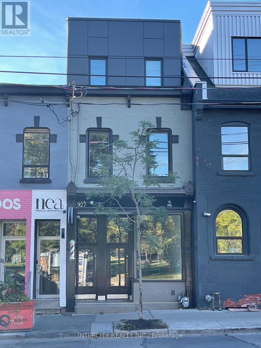 927 QUEEN STREET W, Toronto, Ontario