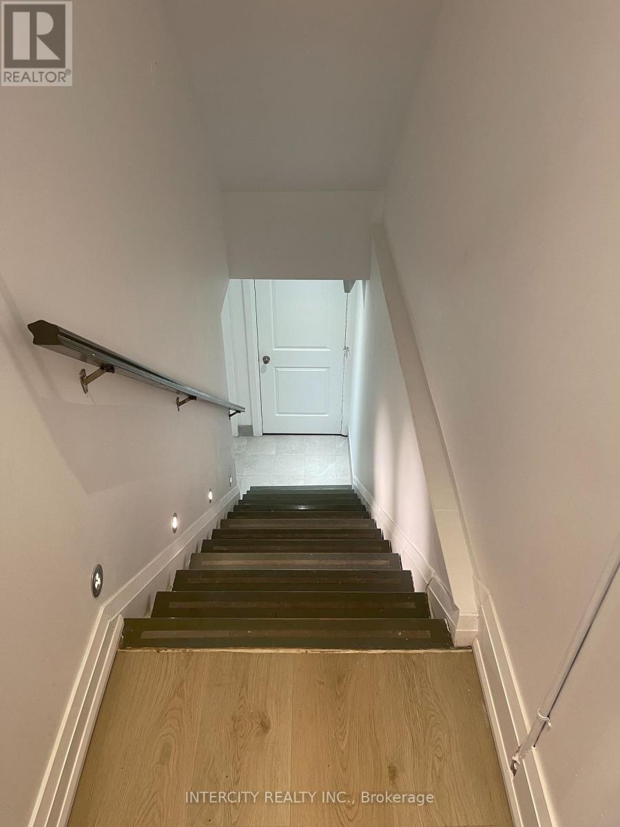 927 Queen Street W, Toronto, Ontario  M6J 1G5 - Photo 17 - C14094436