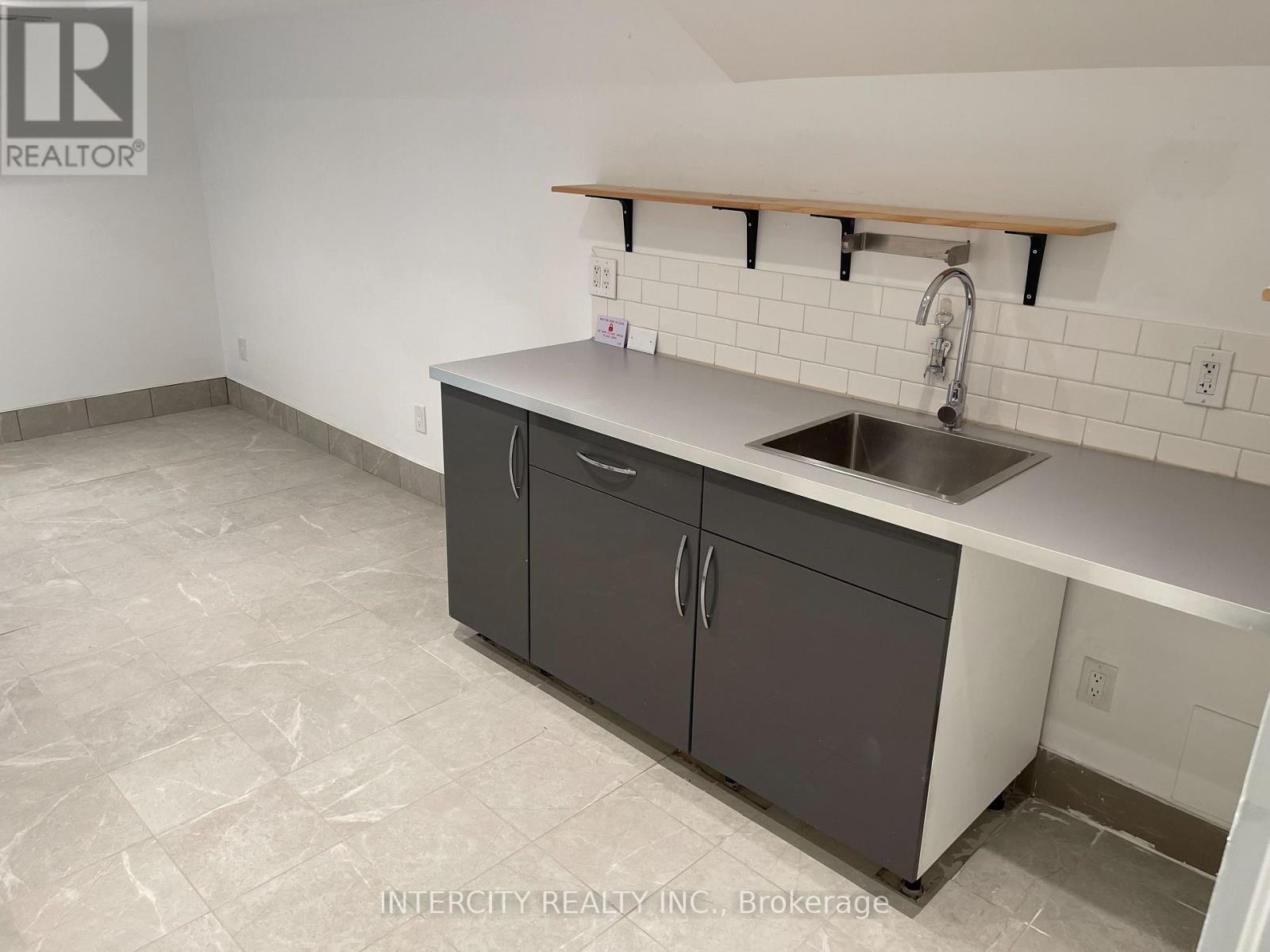 927 Queen Street W, Toronto, Ontario  M6J 1G5 - Photo 19 - C14094436