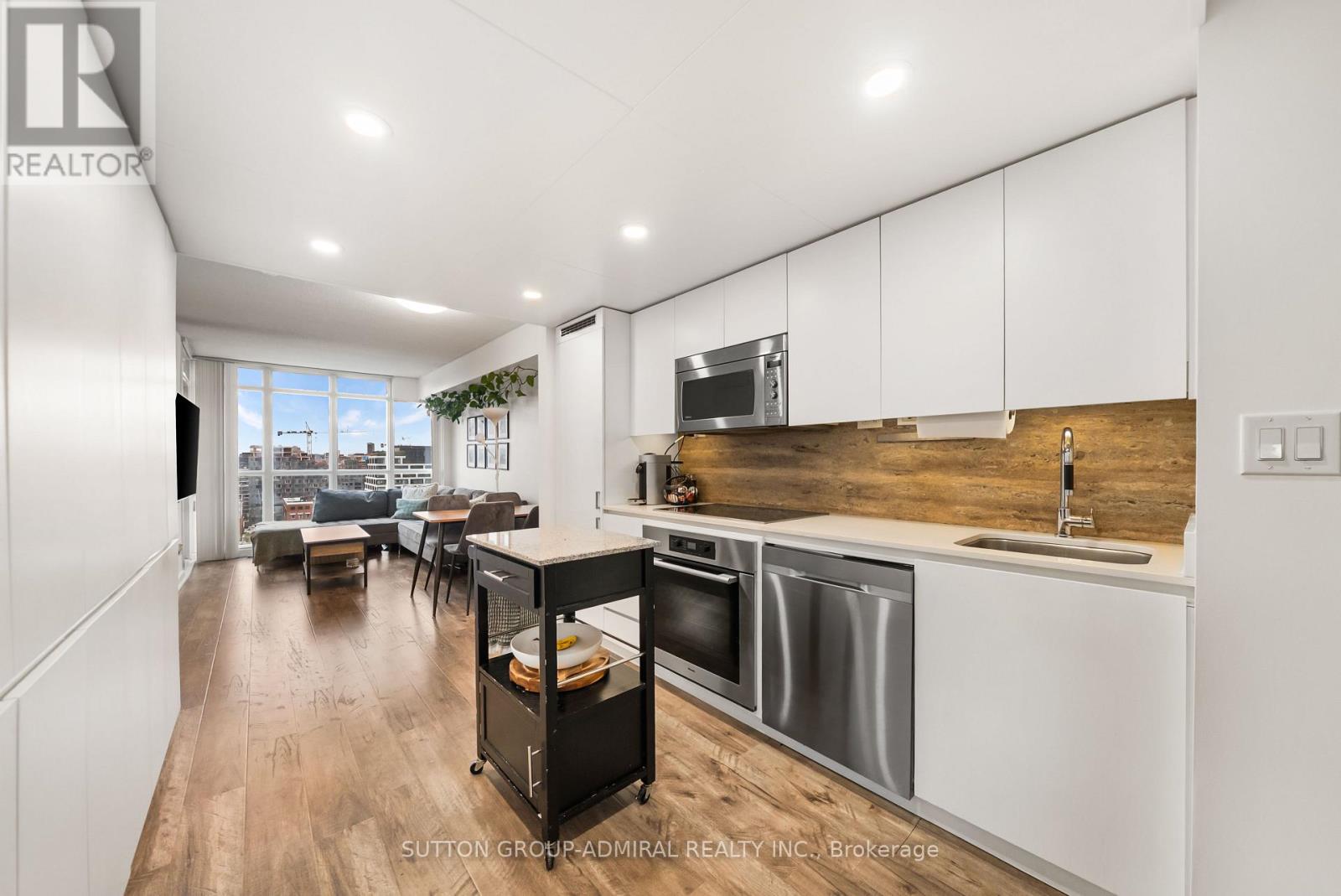 2012 - 15 Iceboat Terrace, Toronto, Ontario  M5V 4A5 - Photo 11 - C14094574