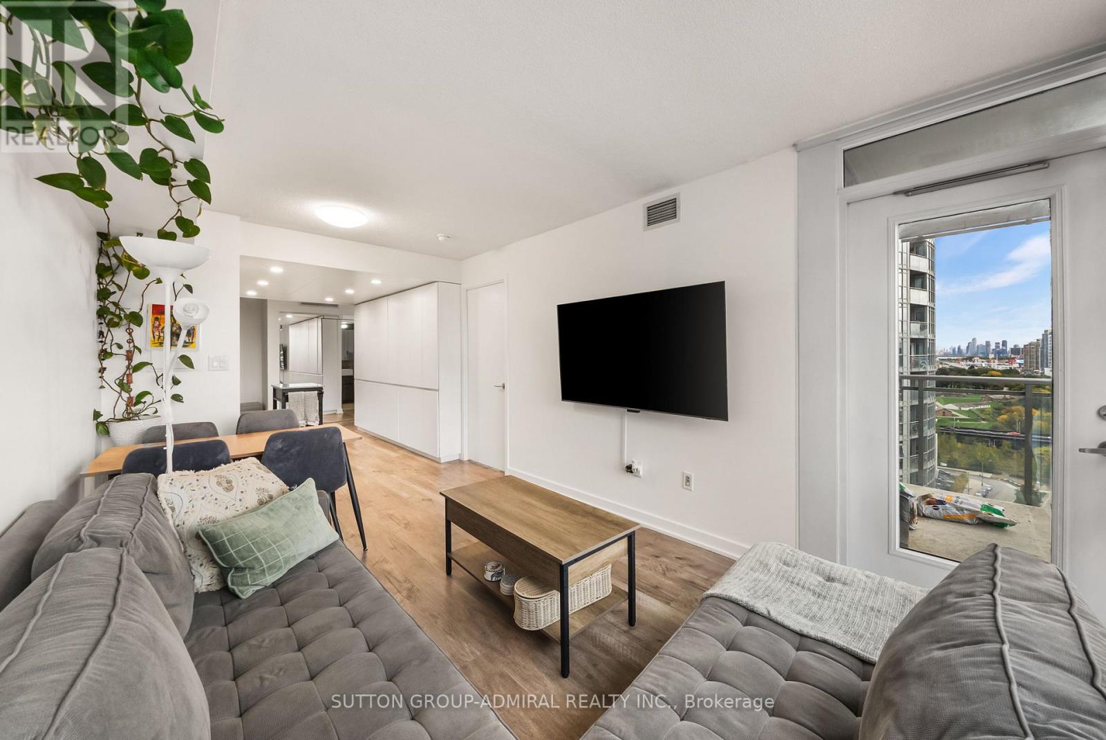 2012 - 15 Iceboat Terrace, Toronto, Ontario  M5V 4A5 - Photo 19 - C14094574
