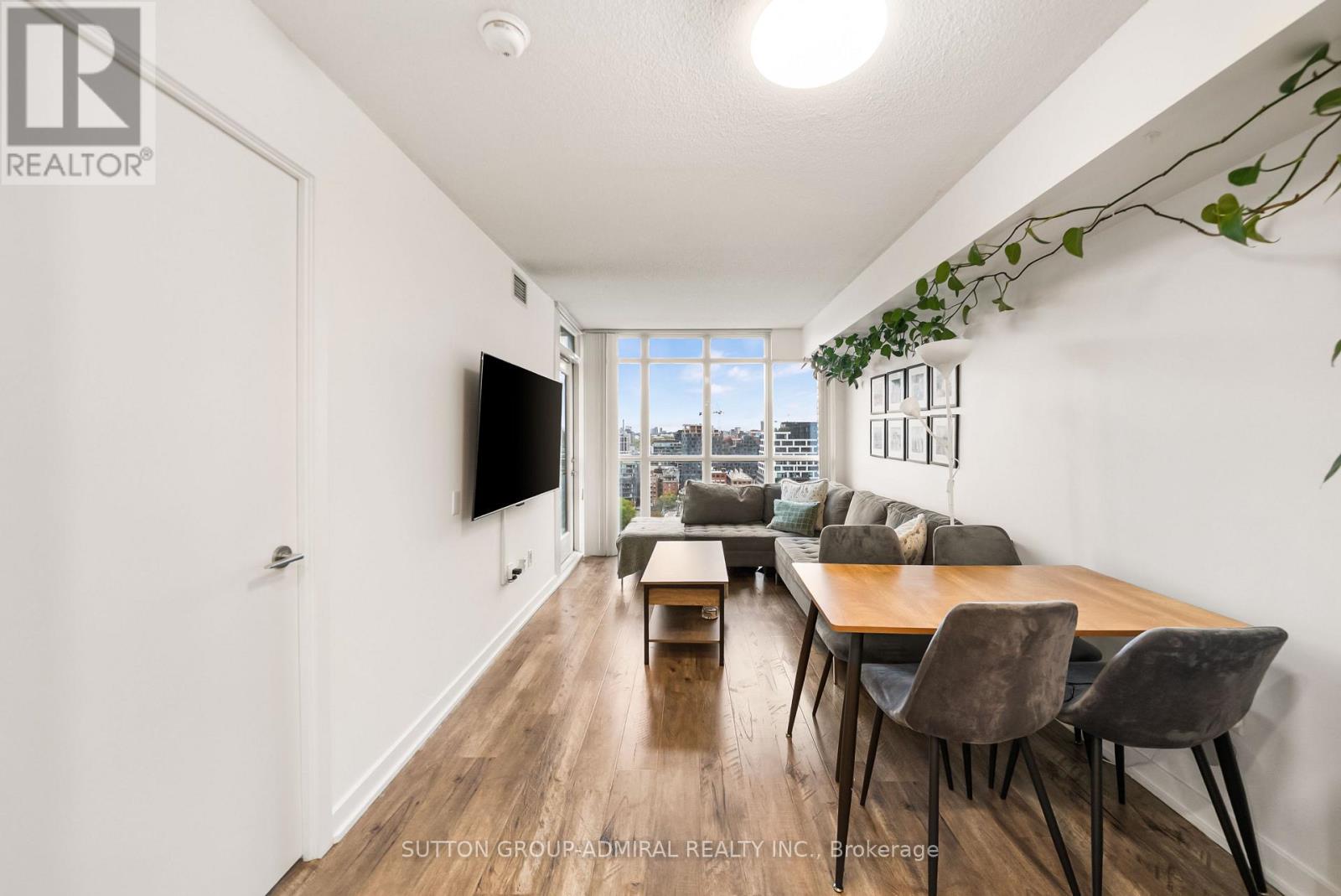 2012 - 15 Iceboat Terrace, Toronto, Ontario  M5V 4A5 - Photo 23 - C14094574
