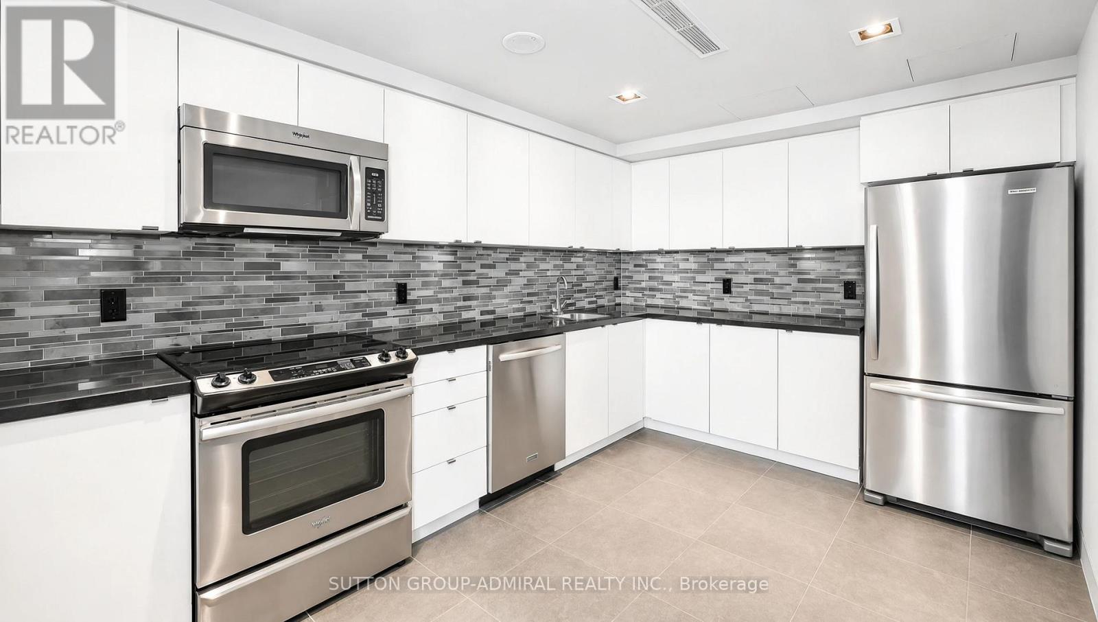 2012 - 15 Iceboat Terrace, Toronto, Ontario  M5V 4A5 - Photo 43 - C14094574