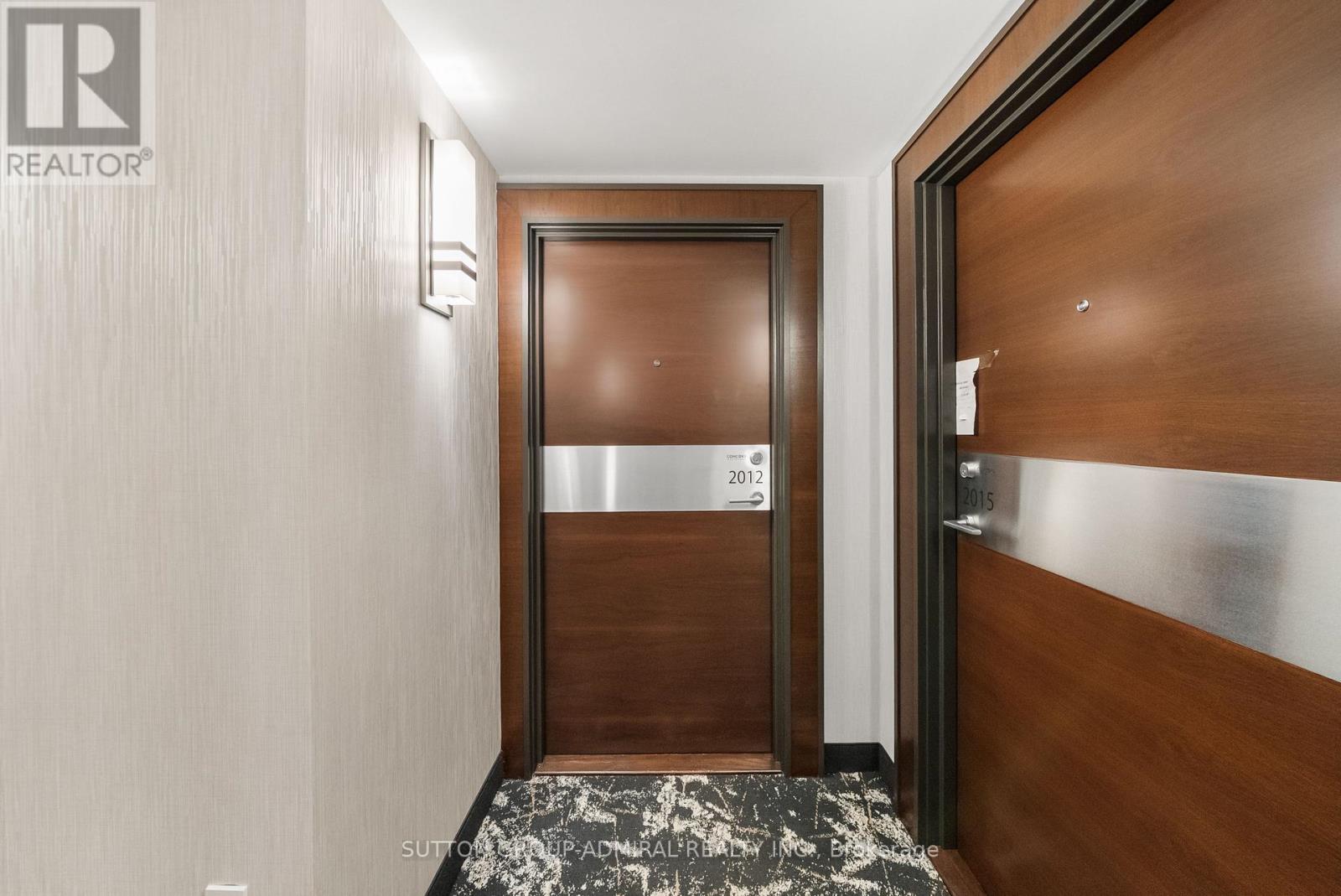 2012 - 15 Iceboat Terrace, Toronto, Ontario  M5V 4A5 - Photo 7 - C14094574