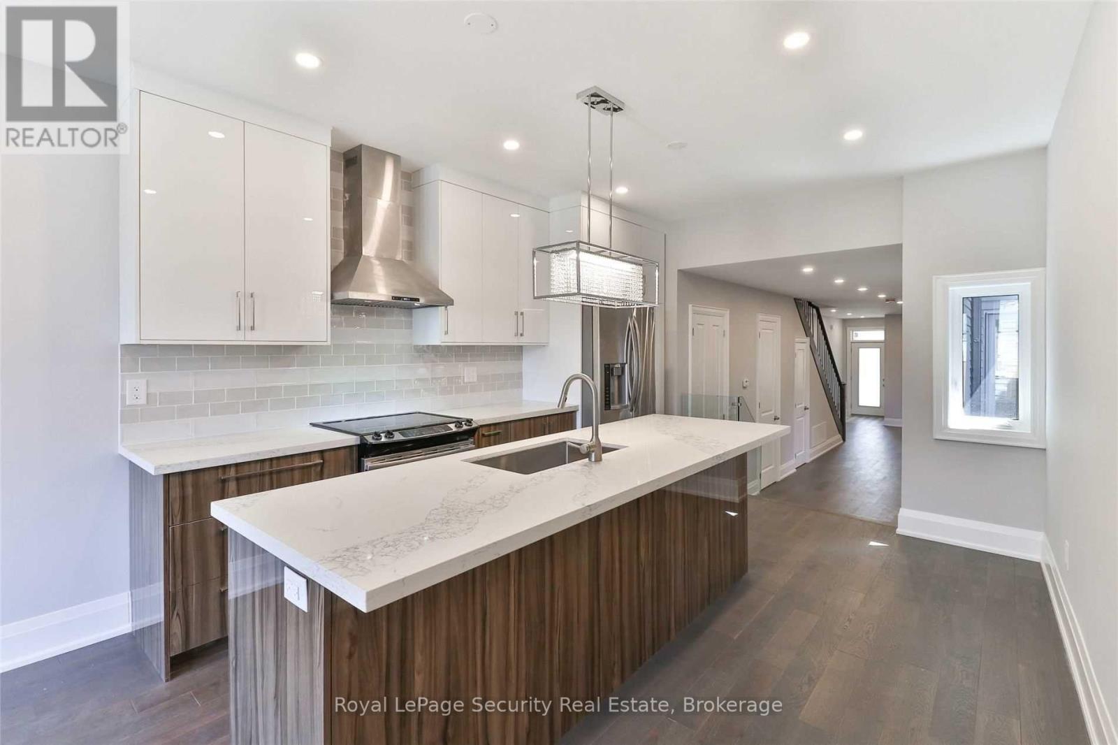 Main/ 2nd - 136 Markham Street, Toronto, Ontario  M6J 2G5 - Photo 13 - C14094638