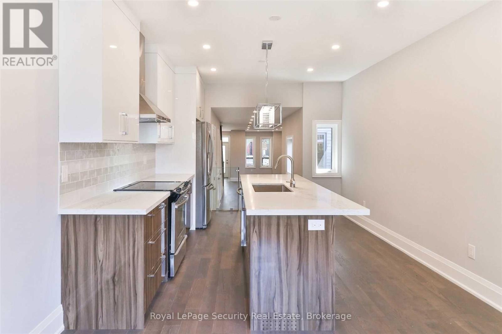 Main/ 2nd - 136 Markham Street, Toronto, Ontario  M6J 2G5 - Photo 14 - C14094638