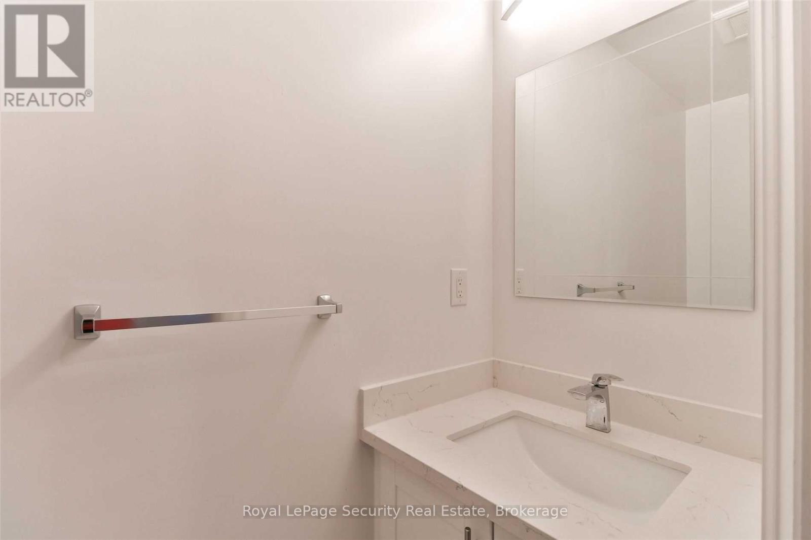 Main/ 2nd - 136 Markham Street, Toronto, Ontario  M6J 2G5 - Photo 18 - C14094638