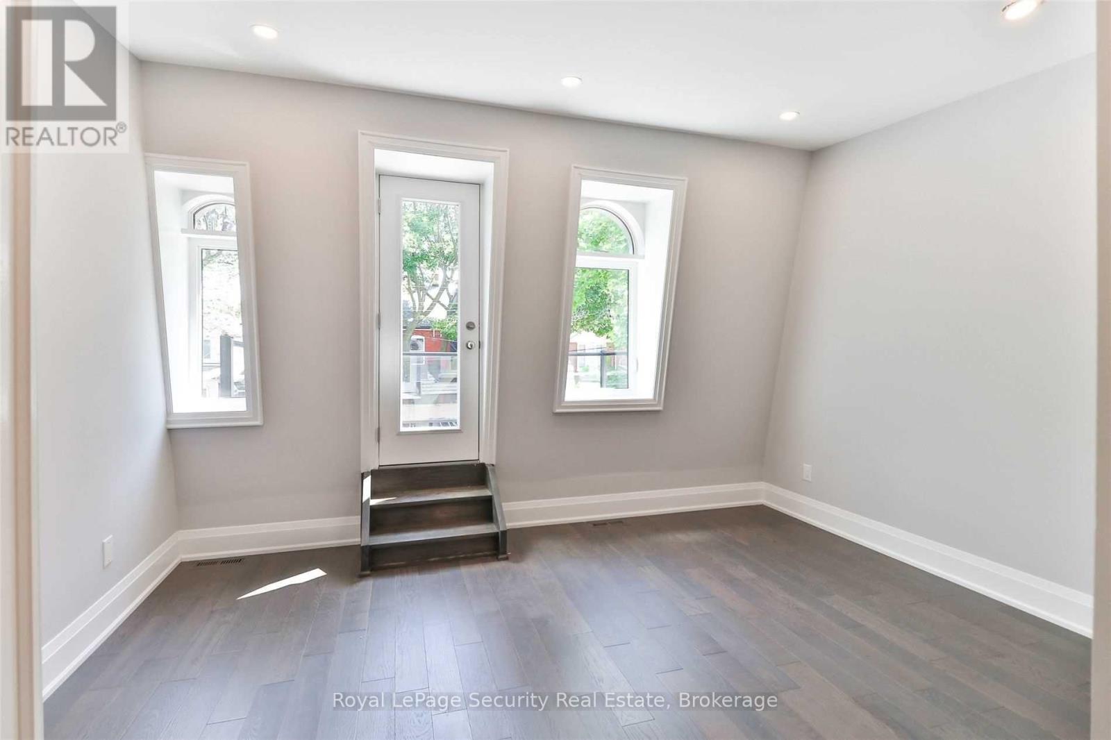 Main/ 2nd - 136 Markham Street, Toronto, Ontario  M6J 2G5 - Photo 21 - C14094638