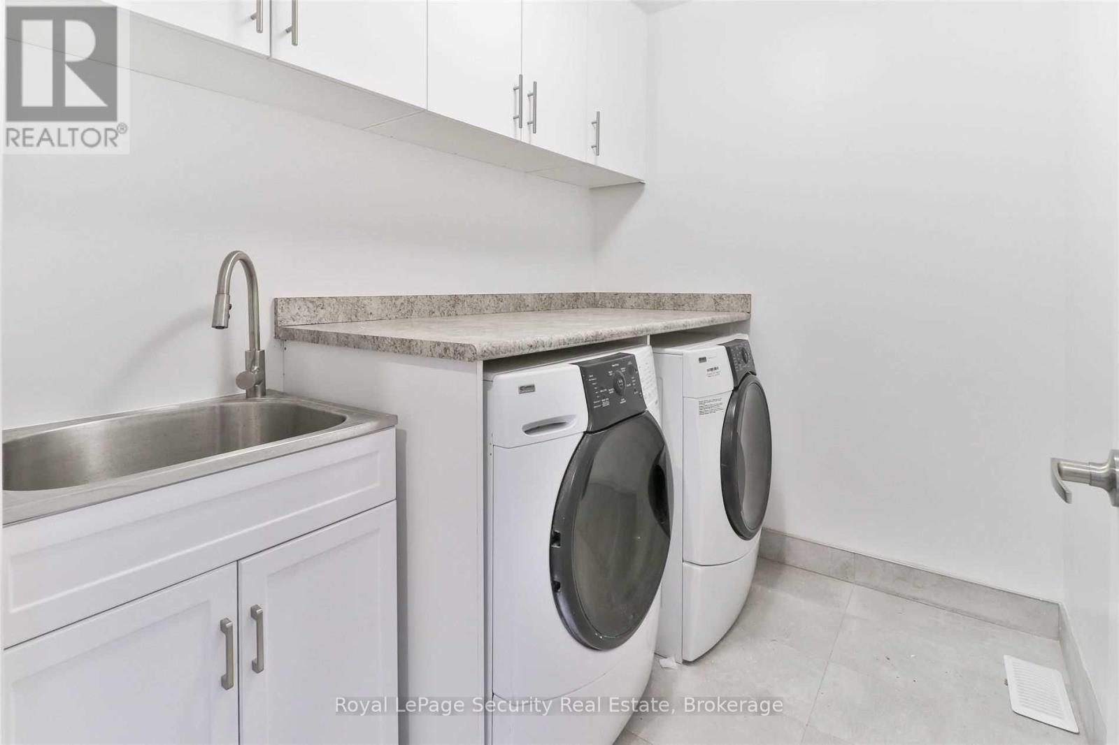 Main/ 2nd - 136 Markham Street, Toronto, Ontario  M6J 2G5 - Photo 34 - C14094638