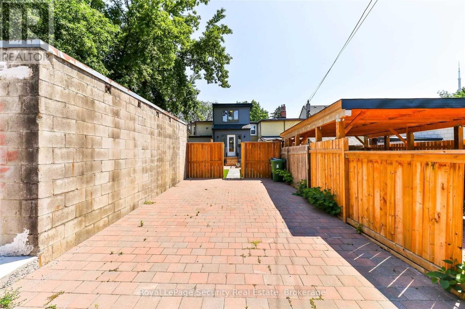 Main/ 2nd - 136 Markham Street, Toronto, Ontario  M6J 2G5 - Photo 37 - C14094638