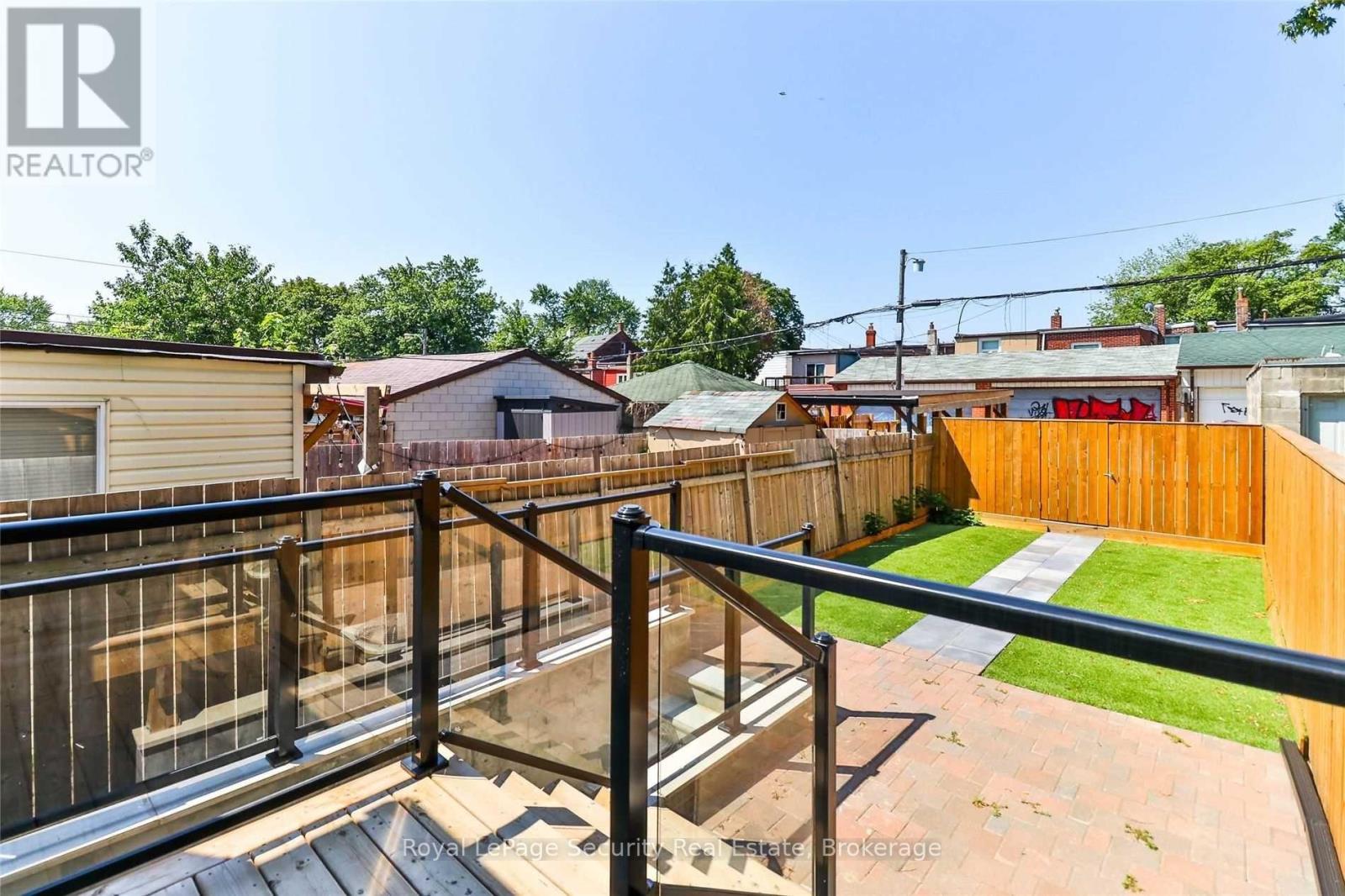 Main/ 2nd - 136 Markham Street, Toronto, Ontario  M6J 2G5 - Photo 39 - C14094638