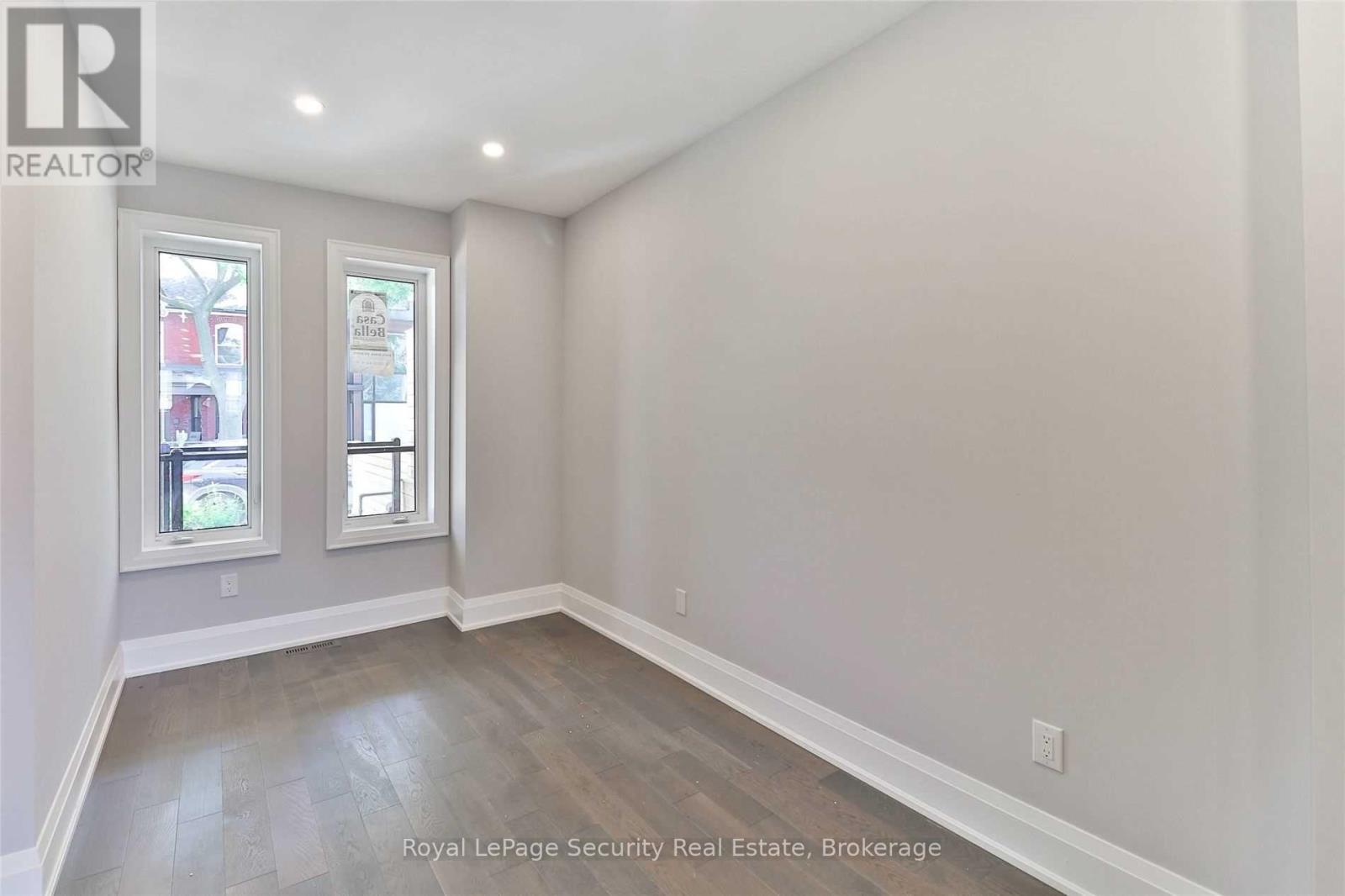 Main/ 2nd - 136 Markham Street, Toronto, Ontario  M6J 2G5 - Photo 5 - C14094638