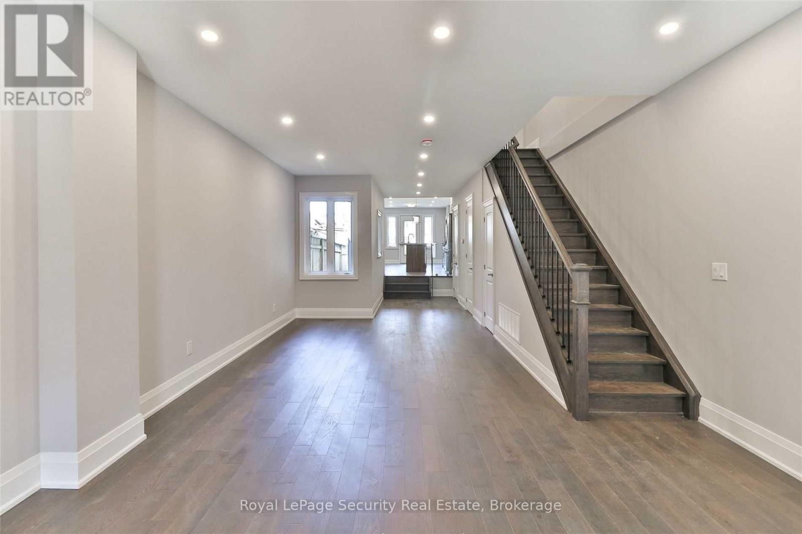 Main/ 2nd - 136 Markham Street, Toronto, Ontario  M6J 2G5 - Photo 6 - C14094638