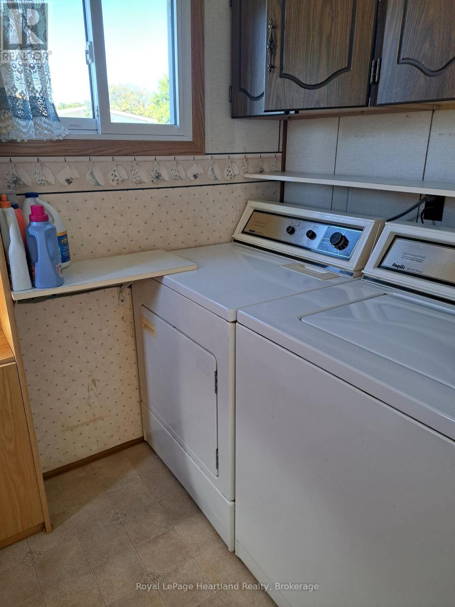 2 Velma Street, Strathroy-Caradoc, Ontario  N7G 0C5 - Photo 8 - X14094540