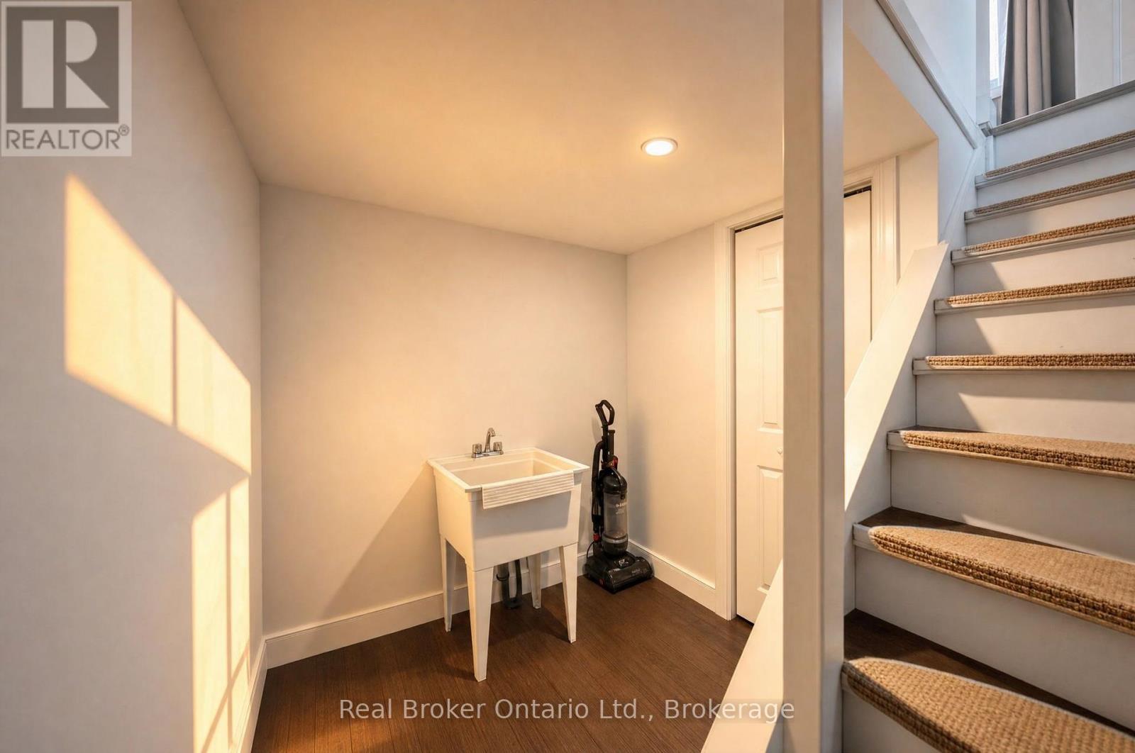 139 Superior Street, Brantford, Ontario  N3S 2L3 - Photo 17 - X14094608