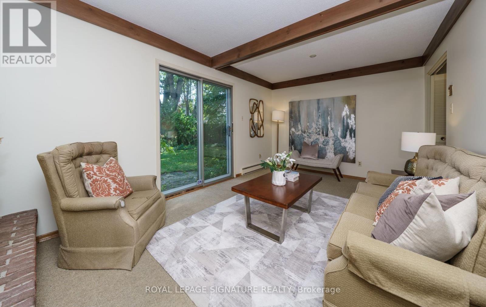 19 Castle Hill Drive, Toronto, Ontario  M1T 2Y2 - Photo 13 - E14094418