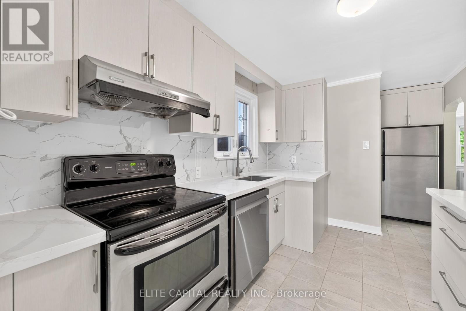 65 Princemere Crescent, Toronto, Ontario  M1R 3X1 - Photo 3 - E14094470