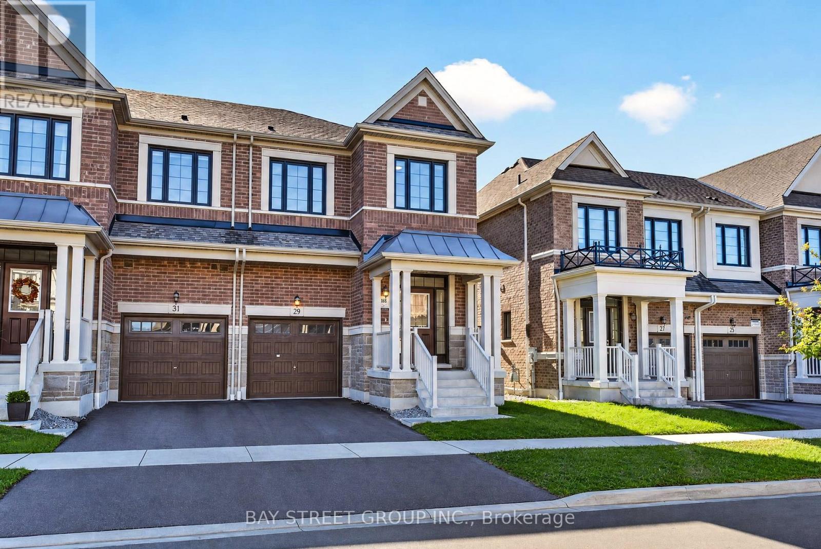 29 Floodgate Road, Whitby, Ontario  L1P 0P5 - Photo 2 - E14094480
