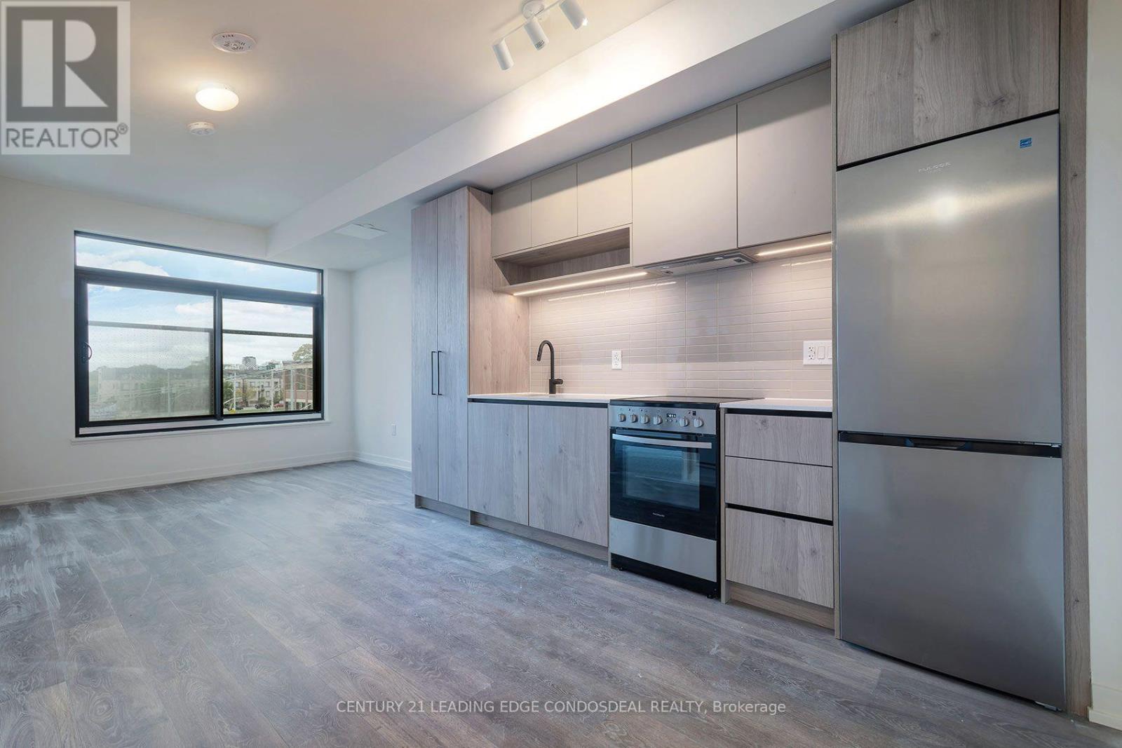 308 - 181 Sterling Road, Toronto, Ontario  M6R 2B2 - Photo 4 - C13882274