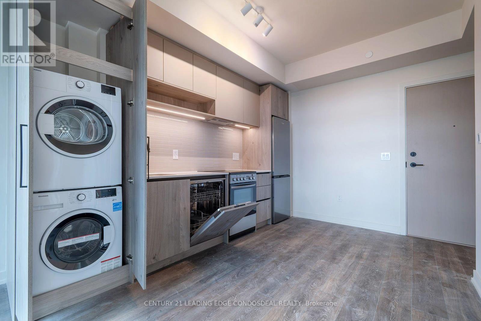 308 - 181 Sterling Road, Toronto, Ontario  M6R 2B2 - Photo 5 - C13882274