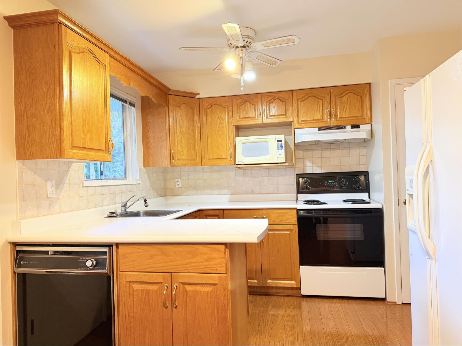 11275 Kendale Way, Delta, British Columbia  V4C 3P8 - Photo 13 - R3172414