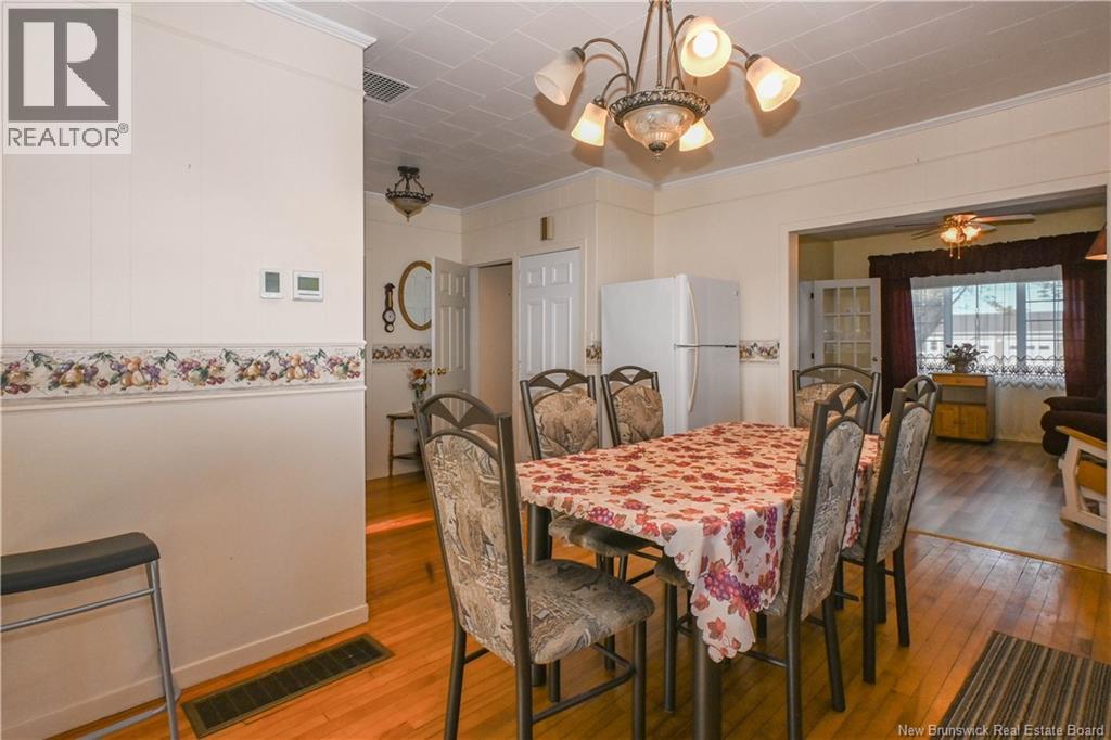 8200 Saint-Paul Street, Bas-Caraquet, New Brunswick  E1W 6E1 - Photo 12 - NB149899