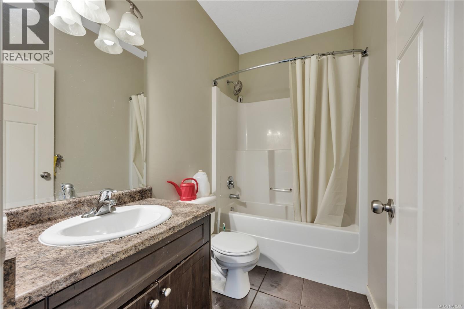 103 2157 Ridgemont Pl