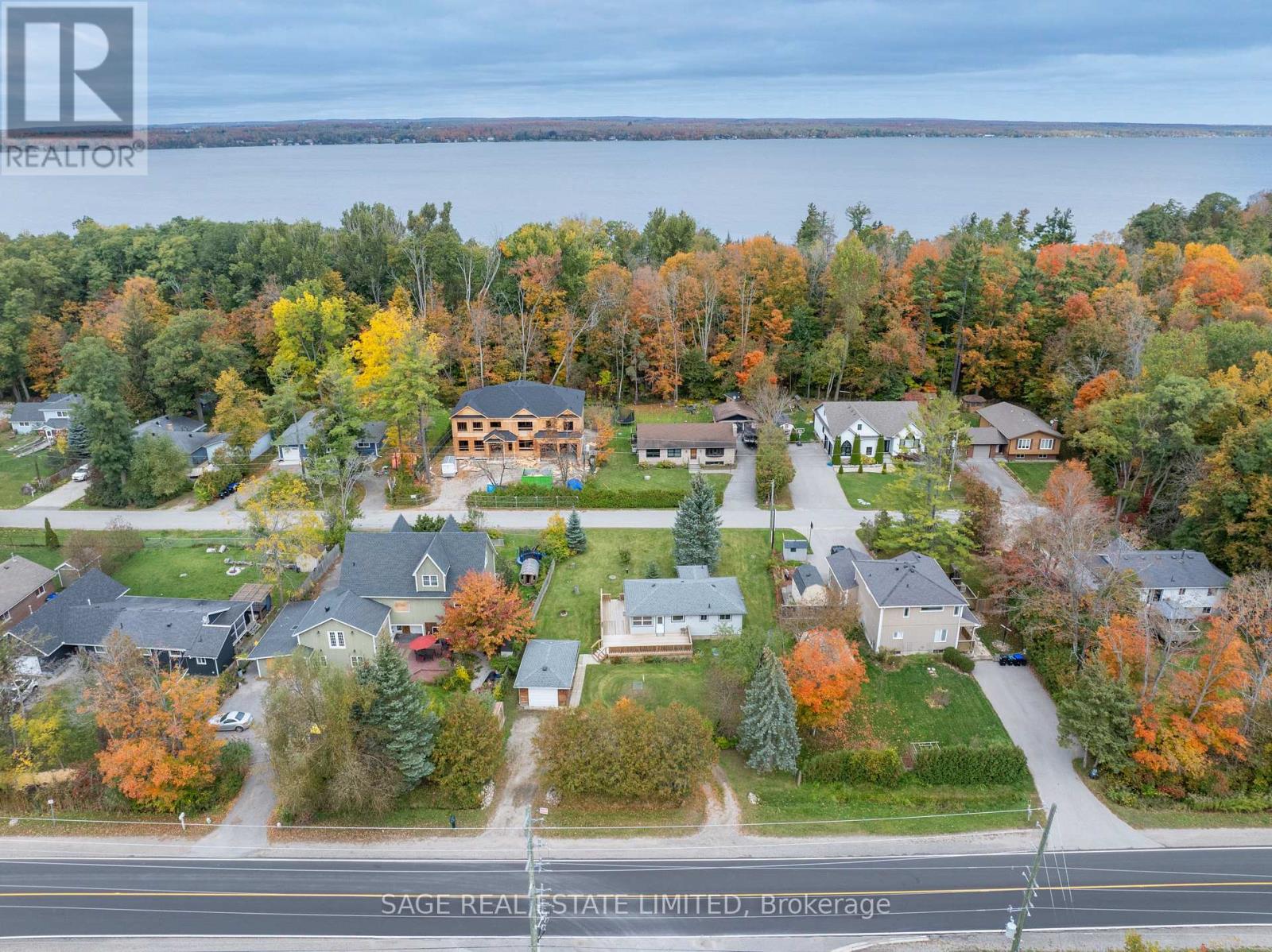 256 BIG BAY POINT ROAD, Innisfil, Ontario