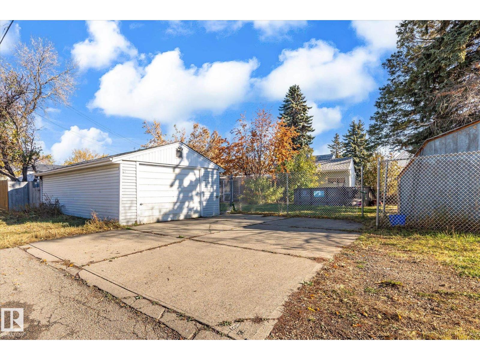 12820 132 ST NW