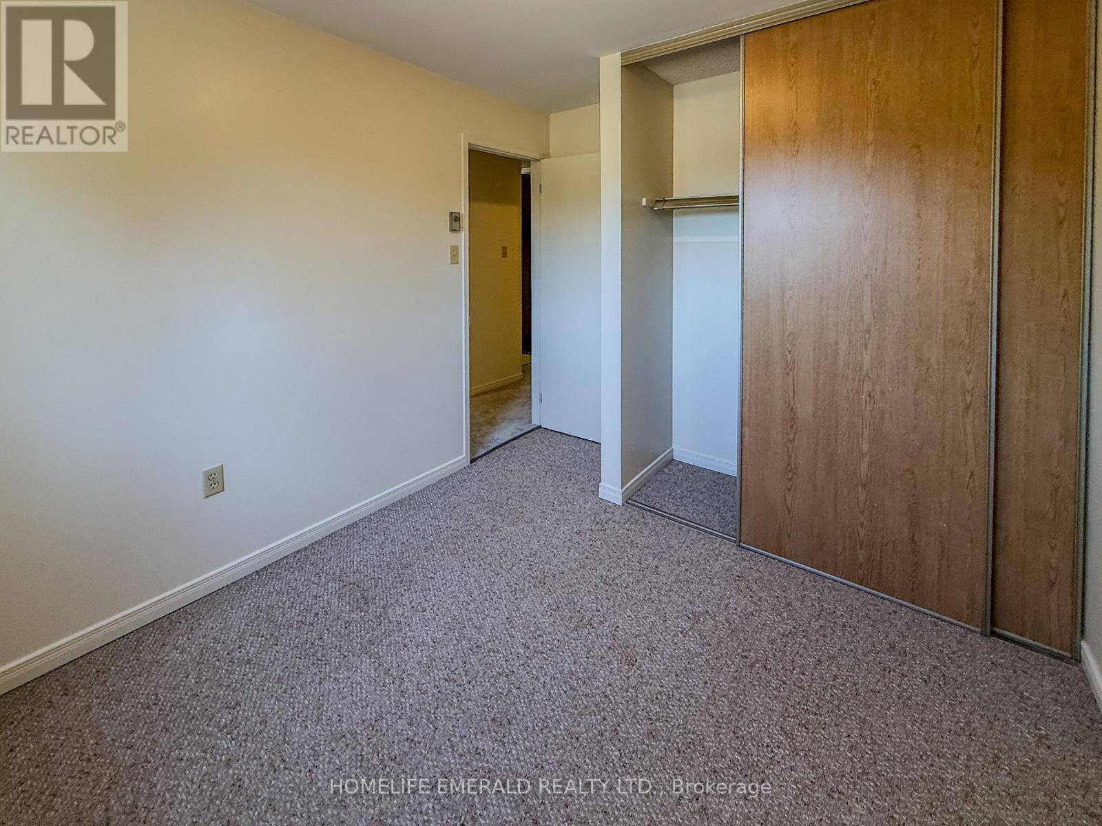 8 - 14 Shadowood Road, Barrie (Ardagh), Ontario  L4N 7K4 - Photo 11 - S14094578