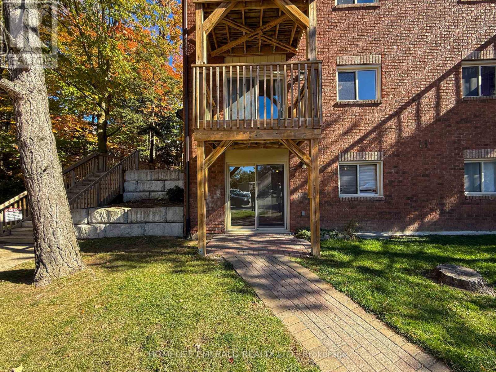 8 - 14 Shadowood Road, Barrie (Ardagh), Ontario  L4N 7K4 - Photo 2 - S14094578