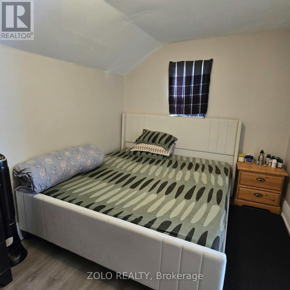 Upper Unit - 309 Cedar Street N, Timmins, Ontario  P4N 6J7 - Photo 5 - T14094440