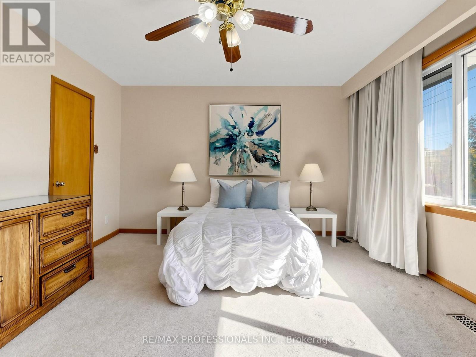 32 Summitcrest Drive, Toronto, Ontario  M9P 1H2 - Photo 20 - W14094454
