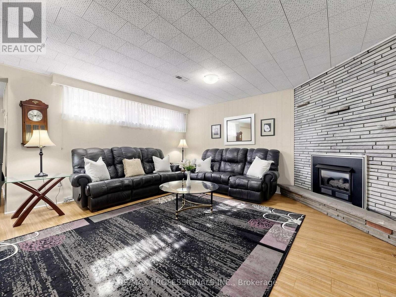 32 Summitcrest Drive, Toronto, Ontario  M9P 1H2 - Photo 29 - W14094454