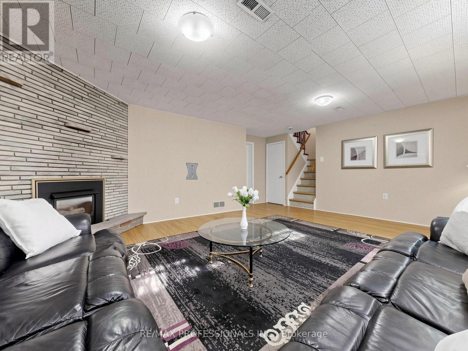 32 Summitcrest Drive, Toronto, Ontario  M9P 1H2 - Photo 32 - W14094454