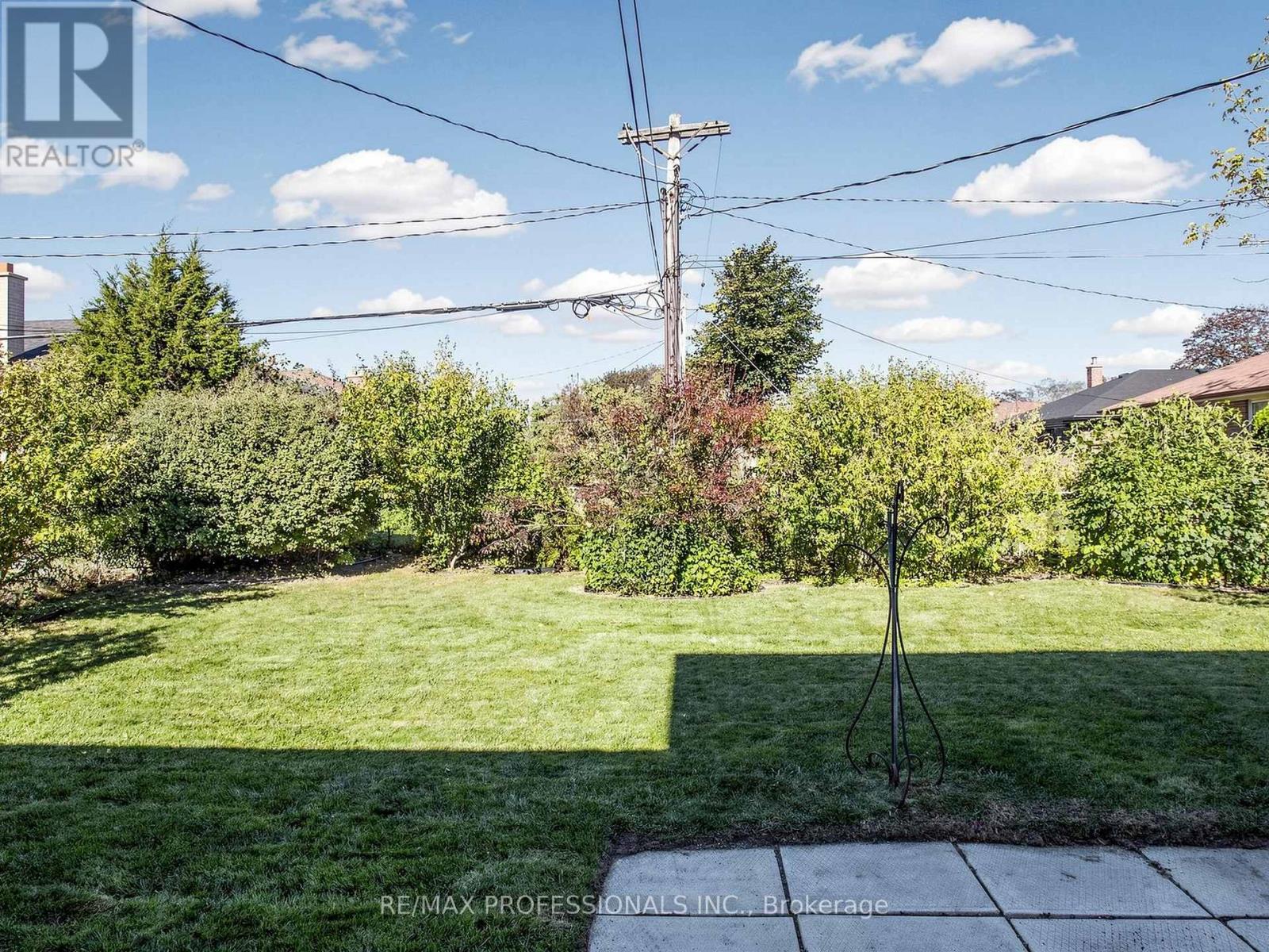 32 Summitcrest Drive, Toronto, Ontario  M9P 1H2 - Photo 38 - W14094454
