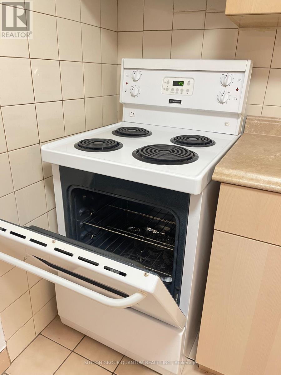 #2 - 339 Lakeshore Road E, Mississauga, Ontario  L5G 1E7 - Photo 15 - W14094564