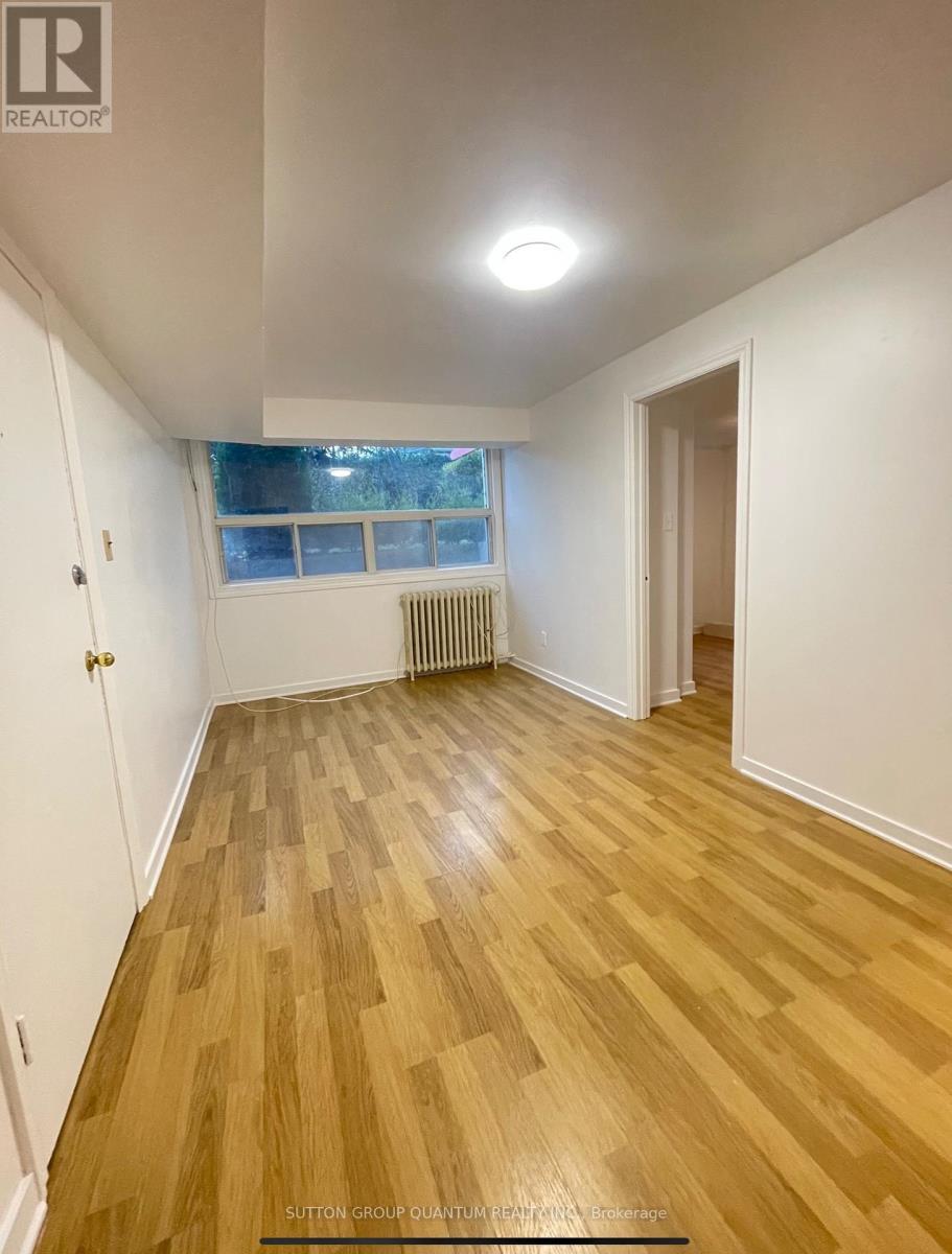 #2 - 339 Lakeshore Road E, Mississauga, Ontario  L5G 1E7 - Photo 6 - W14094564