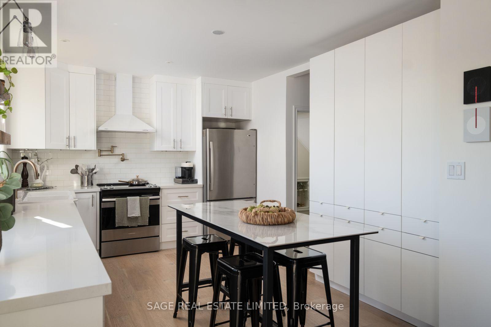 11 Maple Boulevard, Toronto, Ontario  M8V 2B7 - Photo 11 - W14094566