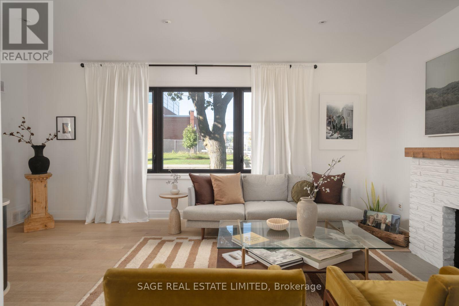 11 Maple Boulevard, Toronto, Ontario  M8V 2B7 - Photo 4 - W14094566