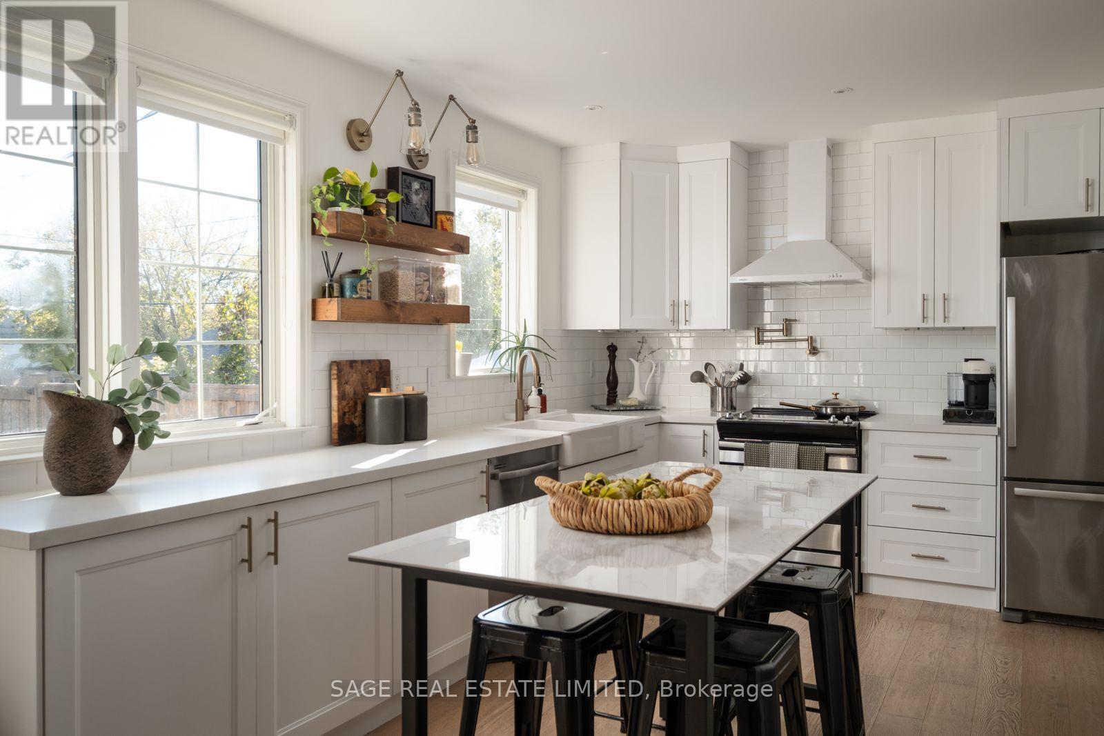 11 Maple Boulevard, Toronto, Ontario  M8V 2B7 - Photo 9 - W14094566