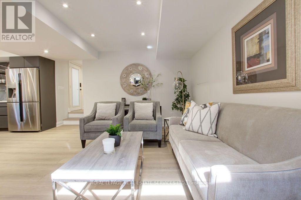 Unit 2 - 164 Maurice Drive, Oakville, Ontario  L6K 2W9 - Photo 23 - W14094614