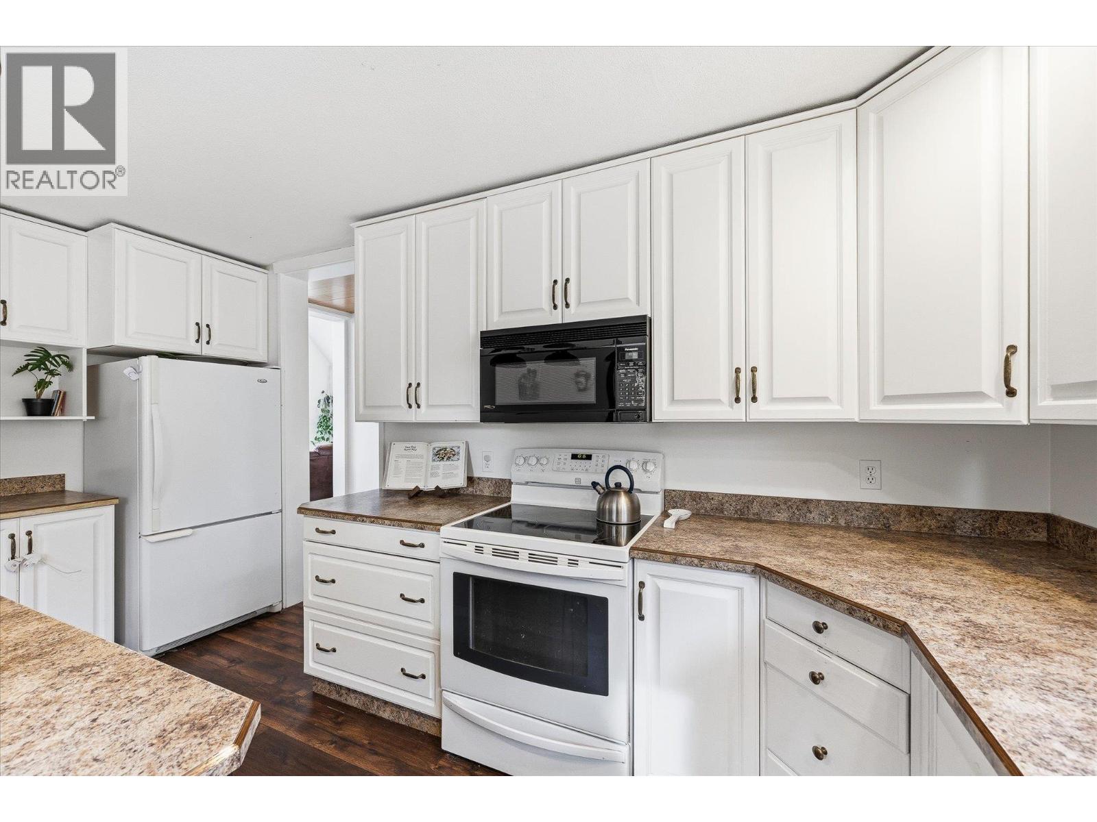 1957 Huckleberry Road, Kelowna, British Columbia  V1X 4K4 - Photo 23 - 10390218
