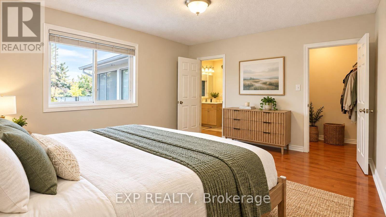 UPPER - 487 BRENTCLIFFE DRIVE