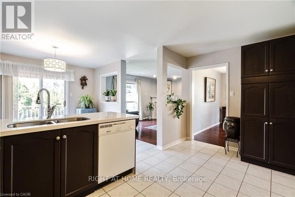 106 Moore Crescent, Hamilton, Ontario  L9G 4Z8 - Photo 16 - X14094486