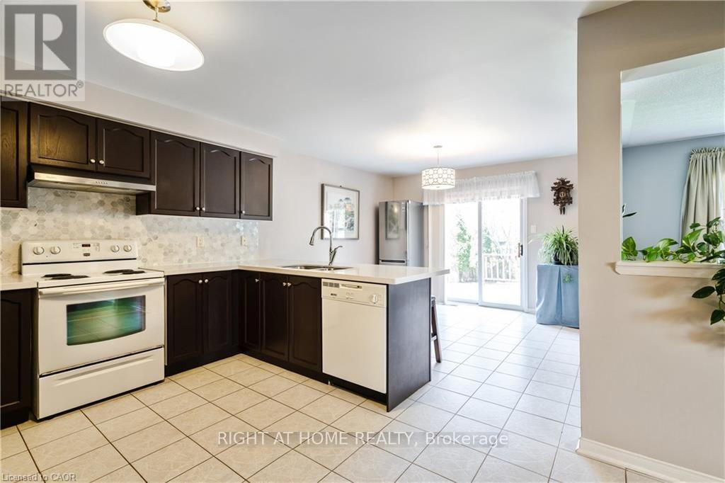 106 Moore Crescent, Hamilton, Ontario  L9G 4Z8 - Photo 17 - X14094486