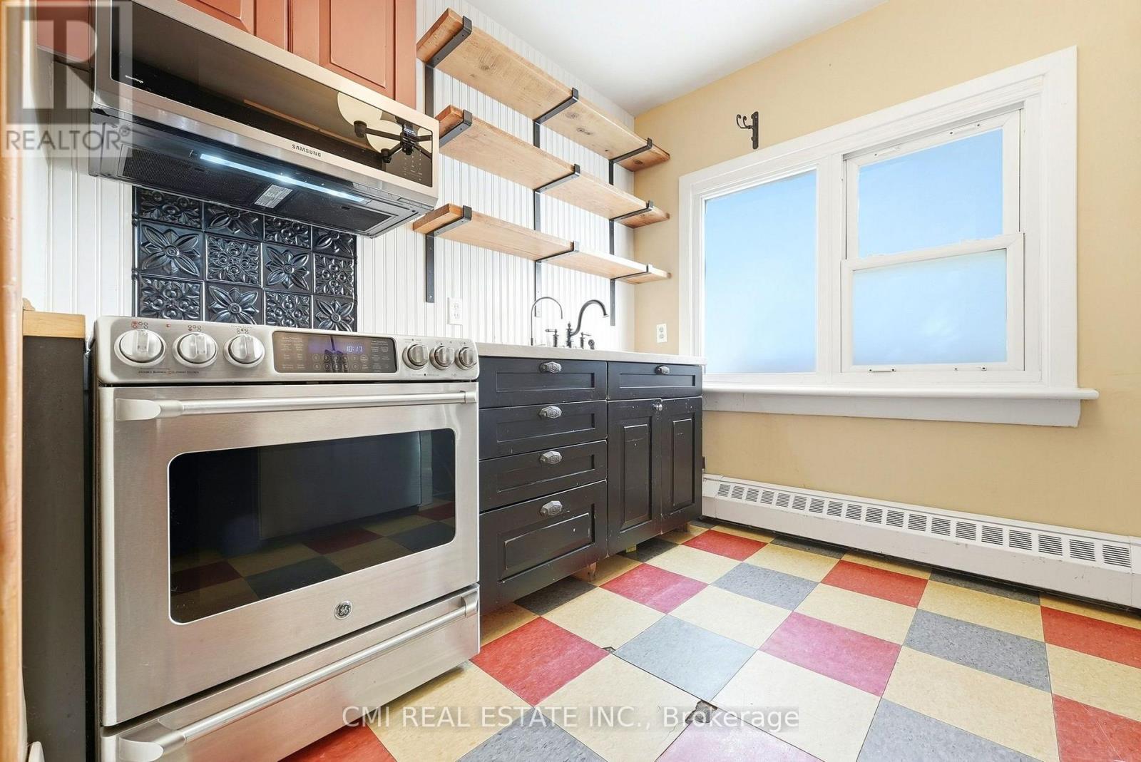 132 Base Line Road E, London South, Ontario  N6C 2N8 - Photo 19 - X14094598