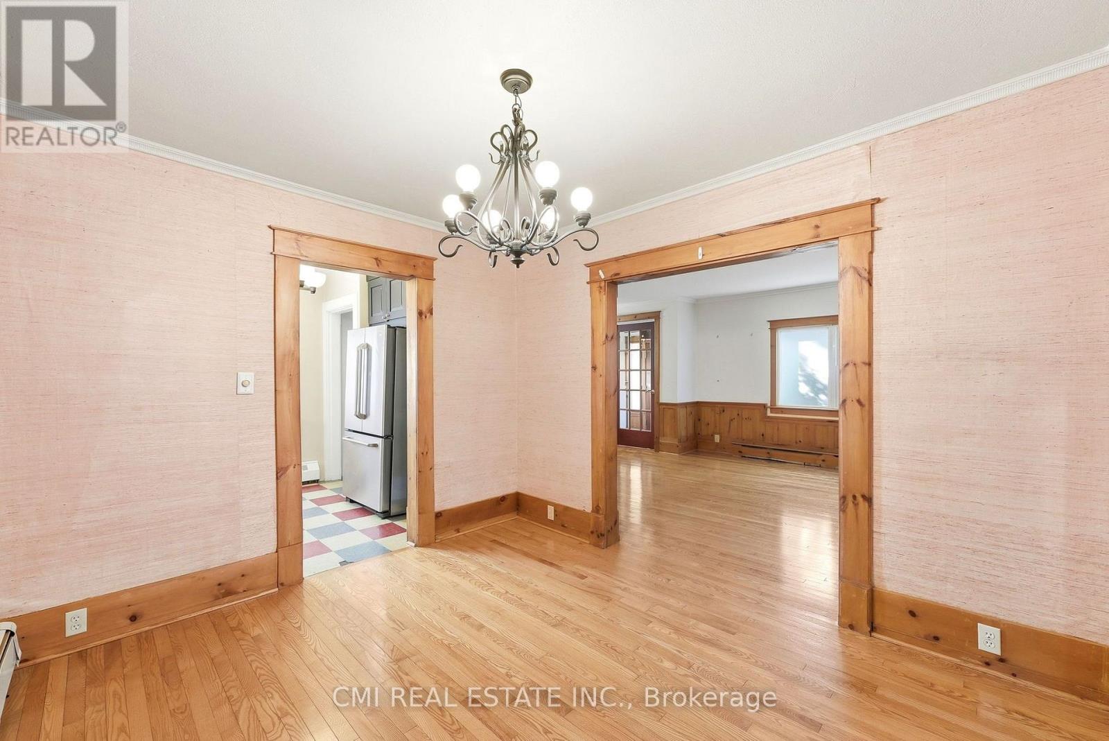 132 Base Line Road E, London South, Ontario  N6C 2N8 - Photo 21 - X14094598